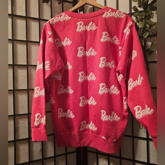 Barbie‎ All Over Logo Pink Crewneck Sweatshirt Women's Size L - Picture 2 of 5